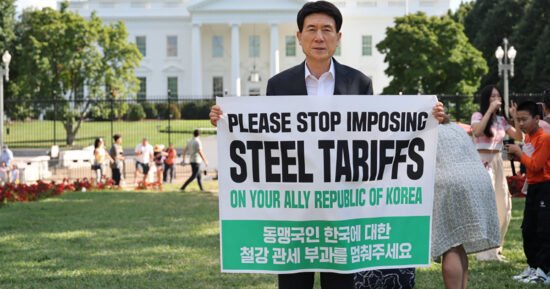 The South Korean mayor who protested Trump’s steel tariffs outside the White House