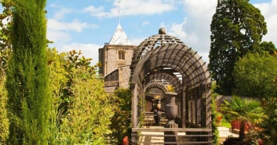 ‘Fairytale’ castle with beautiful gardens perfect place for UK day out | UK | Travel