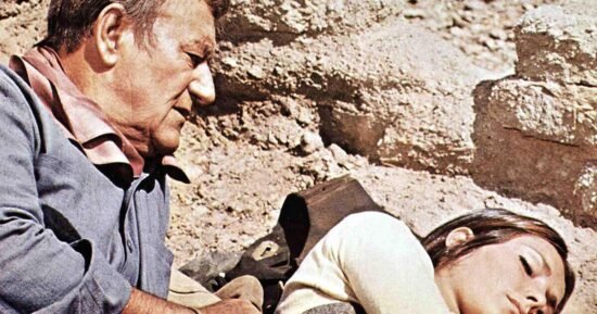 John Wayne ‘completely exhausted’ on set where director ‘punched’ leading lady | Films | Entertainment