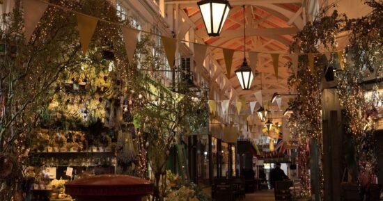 Oxford’s ‘hidden speakeasy’ that doubles as bookshop is ‘must visit’