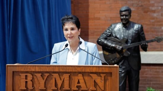 George Jones’ Widow Addresses Ex’s Alleged Crypto Theft in Court