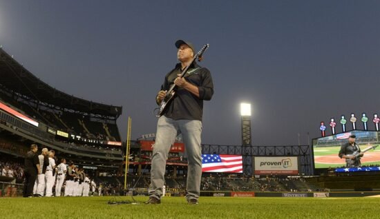 Bernie Williams compares baseball and music careers ahead of Carnegie Hal show