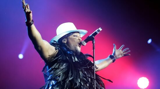 D’Angelo Tributes Arrive From Musicians, Friends, Peers After Death