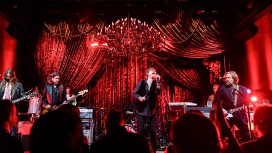 Watch Black Crowes Play ‘Amorica’ in New Concert Special