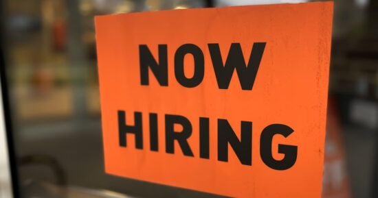 ADP report shows private employers cut 32,000 jobs in September as labor market weakens