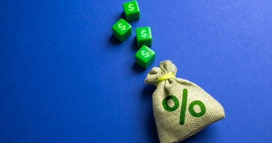 $10,000 CD vs. $10,000 high-yield savings account: Which earns more now that the Fed’s cutting rates?
