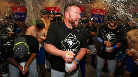 Blue Jays taunt Yankees after ALDS victory at Yankee Stadium