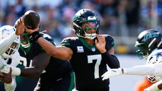 Jets face social media scrutiny amid blowout loss to Cowboys