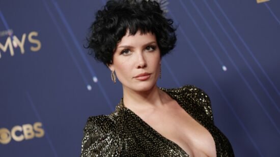 Halsey Offers Health Update After Spending Night in Emergency Room