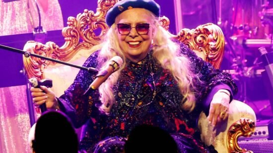 Joni Mitchell to Receive Lifetime Achievement Award