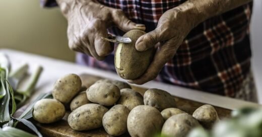 Potatoes can be ‘peeled in seconds’ if you do 1 thing during prep