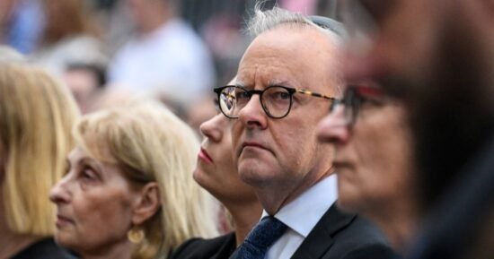 Albanese apologizes to Australia’s Jewish community after Bondi shooting