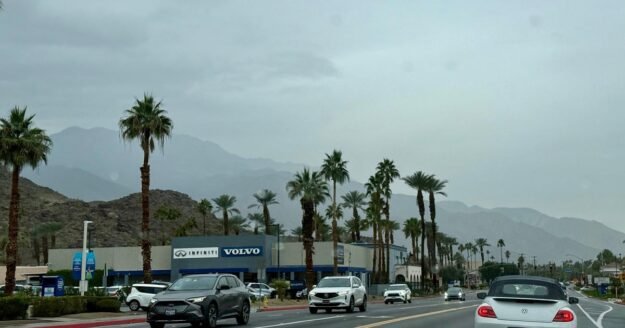 California storm brings heavy rain and flooding, threatening homes and holiday travel