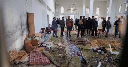 8 killed, 18 wounded in mosque bombing in Syria
