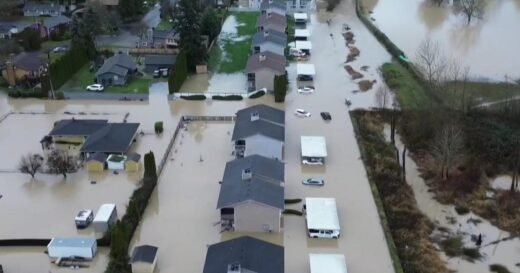Homes swamped after levee is breached in Washington state