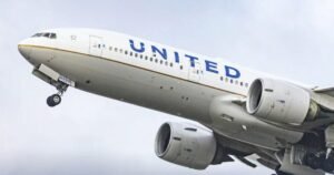 United Airlines flight loses engine during liftoff, sparks brush fire