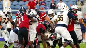 Boca Raton Bowl sees wild brouhaha in final moments