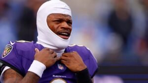 Lamar Jackson trade rumors spark up as Ravens’ playoff hopes dwindle