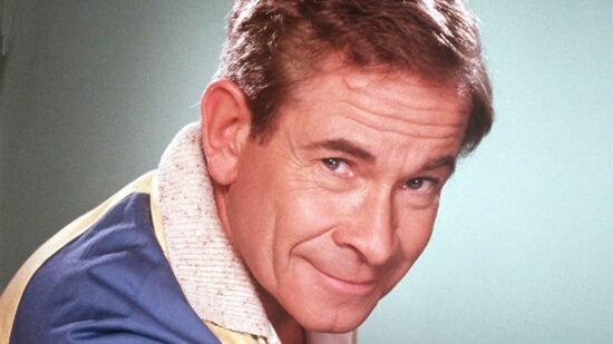 Actor and comedian Stanley Baxter dies | UK News