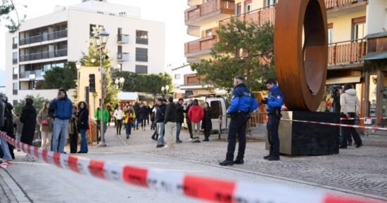 About 40 people killed in Swiss Alps resort fire 