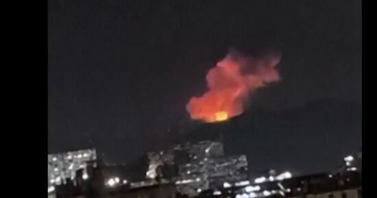 Eyewitnesses report multiple explosions in Caracas, Venezuela