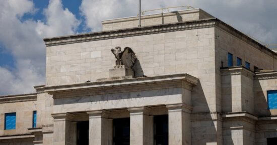 Fed to Make 1st Interest Rate Decision of 2026; Amazon Cuts Jobs