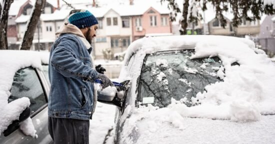 Drivers using common defrosting technique this winter face £80 fine