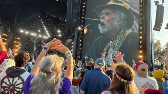 Watch ‘Touch of Grey’ With Dead and Co.