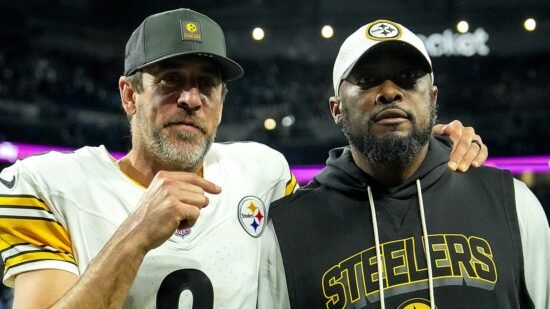 NFL news: Aaron Rodgers leaves press conferece after Mike Tomlin question