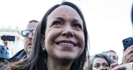 Machado gives Trump her Nobel Prize medallion during White House meeting