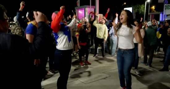 Venezuelan community in Miami celebrates after Maduro’s capture