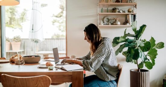 How to make extra money from home this January (and in 2026)