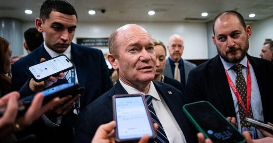 Bipartisan group of lawmakers to visit Denmark as Trump threatens to take over Greenland