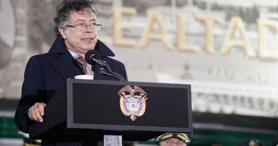 Colombian president says Venezuela “will implode” if U.S. runs country for years, as Trump suggested