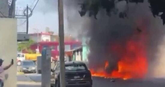 Mexico unrest sparks fear among travelers and residents