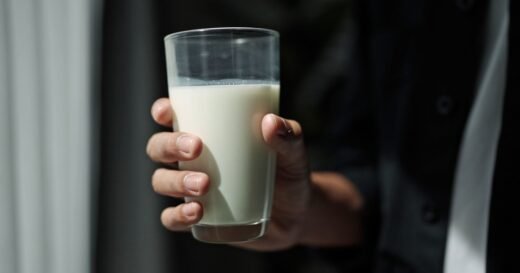 New Mexico warns against consuming raw milk after newborn dies from listeria