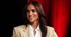 Get Meghan Markles black loafer look for just £20 | Royal | News