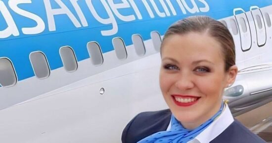 Flight attendant lists 8 dos and don’ts you should follow