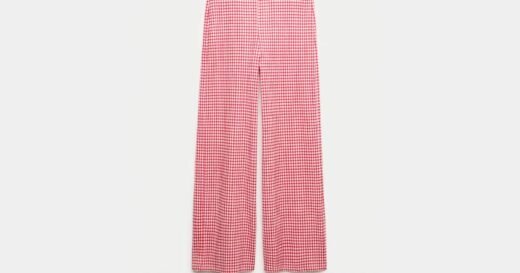 Get M&S ‘flattering’ £22 gingham trousers for £7.21