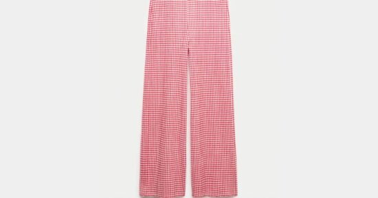 Get M&S ‘flattering’ £22 gingham trousers for £7.21