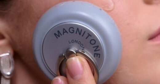 LED facial device praised for ‘amazing results’ now on sale