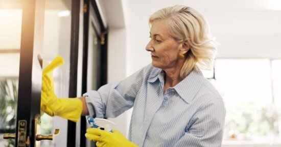 Households urged to spray the front door with vinegar this month