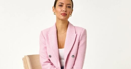 Roman spring jacket that ‘covers hips’ and ‘goes well with anything’