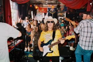 Johnny Mullenax Does Sunday Brunch the Red Dirt Way