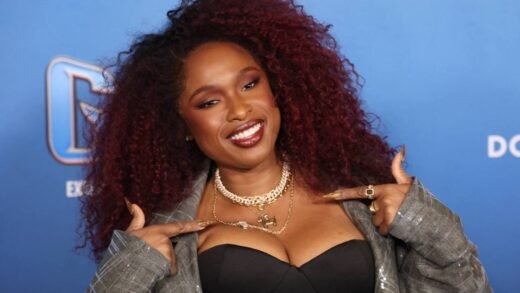 Jennifer Hudson Producing ‘Dreamgirls’ Return to Broadway