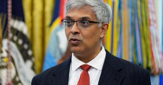 NIH’s Jay Bhattacharya will also serve as acting CDC director