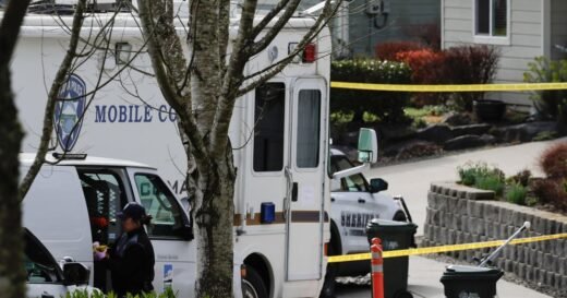 4 people fatally stabbed outside home near Seattle, suspect shot dead by deputy