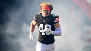Browns’ Carson Schwesinger named 2025 NFL Defensive Rookie of the Year