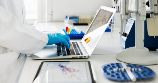 More than 10,000 Ph.D. science experts left U.S. government jobs last year