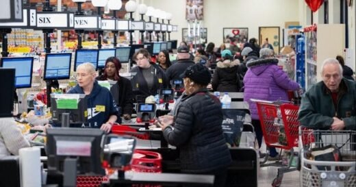 Americans weigh in on state of the economy in new CBS News poll